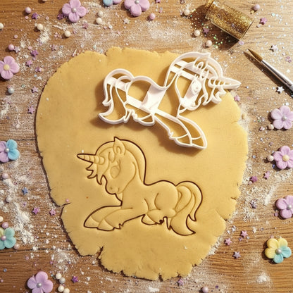 Einhorn Ausstechform – Der perfekte Einhorn Keksausstecher für süße Backideen