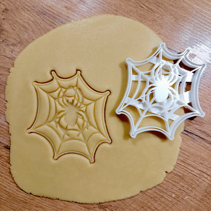 Halloween Keksausstecher Spinnennetz – Ausstechform für unvergessliche Halloween-Feste